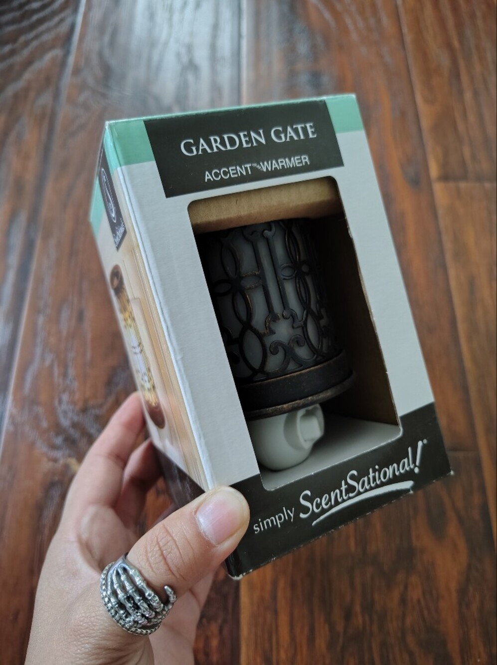 Accent Warmer Plug-In with Decorative Metal Cage - Bronze & White